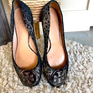 Tory Burch flats